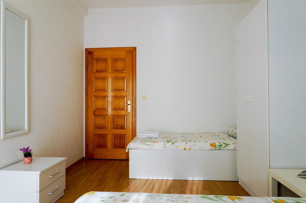 Guest House Heart Of Budva Exterior photo